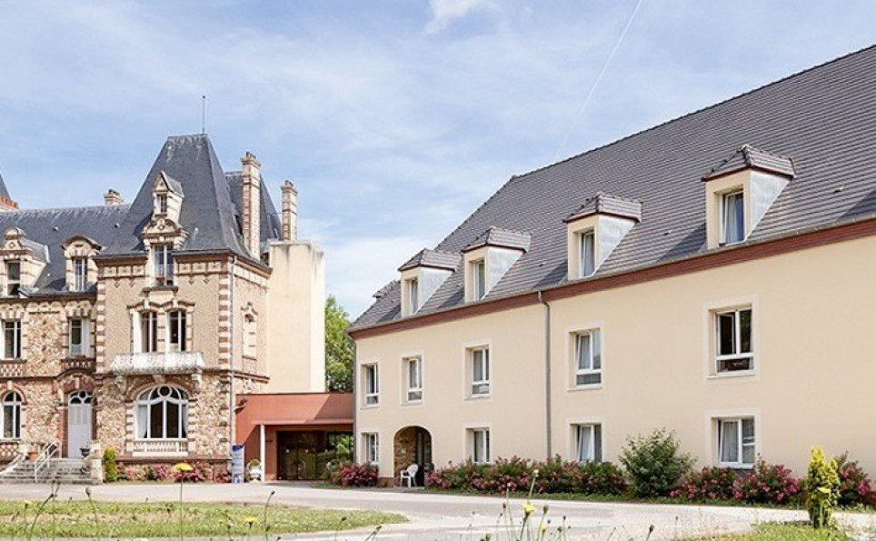 vente Résidence ehpad Saint Lubin Des Joncherets - Photo 1