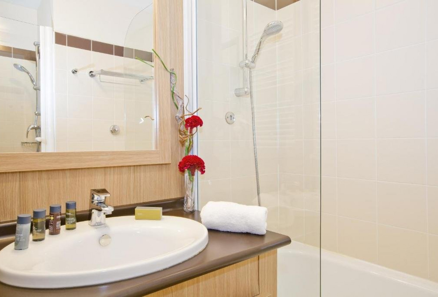 vente Résidence affaires Carrieres Sur Seine - Photo 4