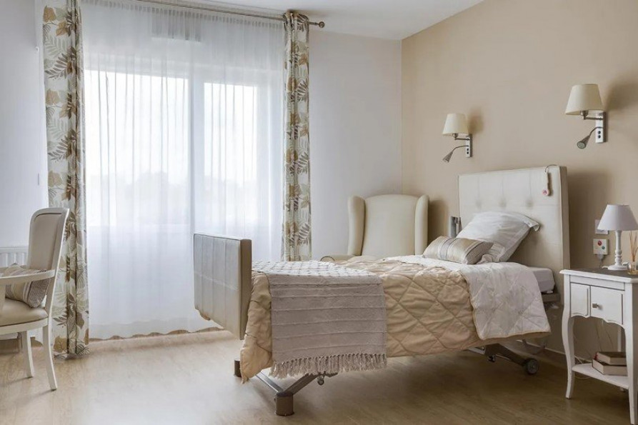 vente Résidence ehpad Lathus Saint Remy - Photo 2