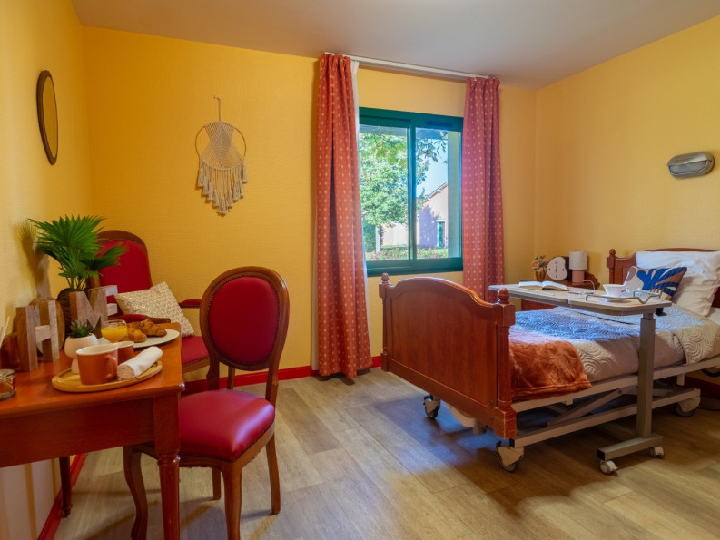 vente Résidence ehpad Saint Angeau - Photo 3