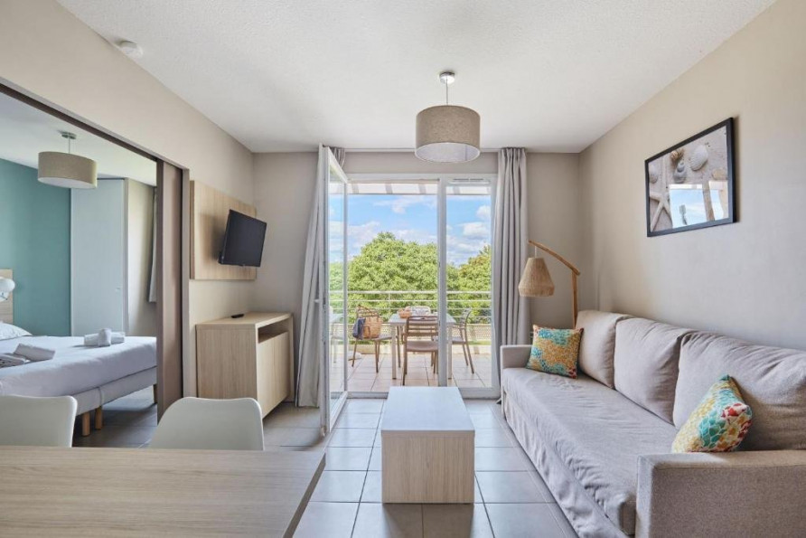 vente Résidence tourisme La Londe Les Maures - Photo 2