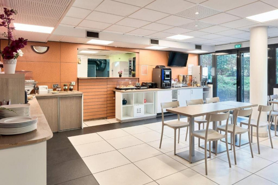 vente Résidence tourisme Saint Cyr L'ecole - Photo 5