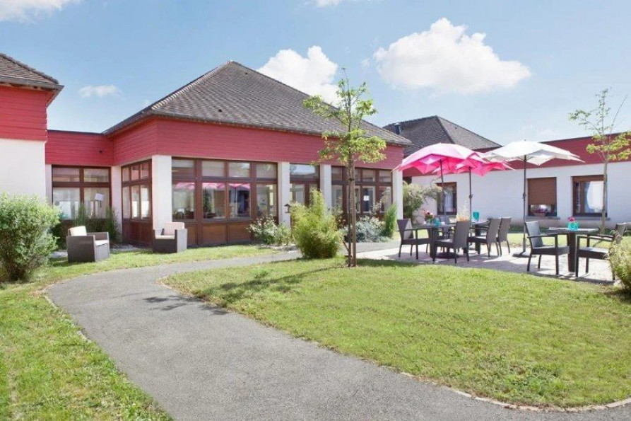 vente Résidence ehpad Saint Dye Sur Loire - Photo 9