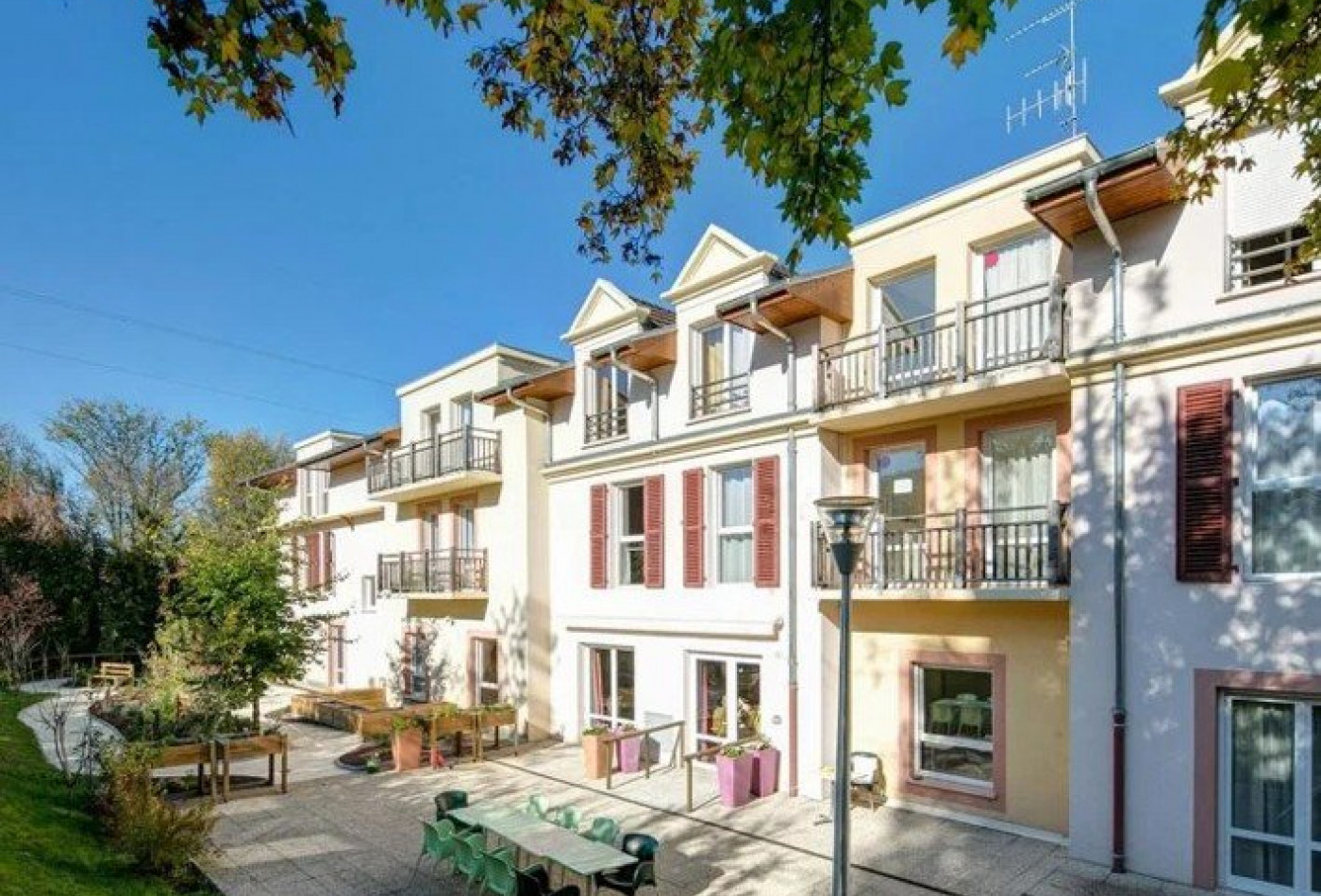 vente Résidence ehpad Evian Les Bains - Photo 1