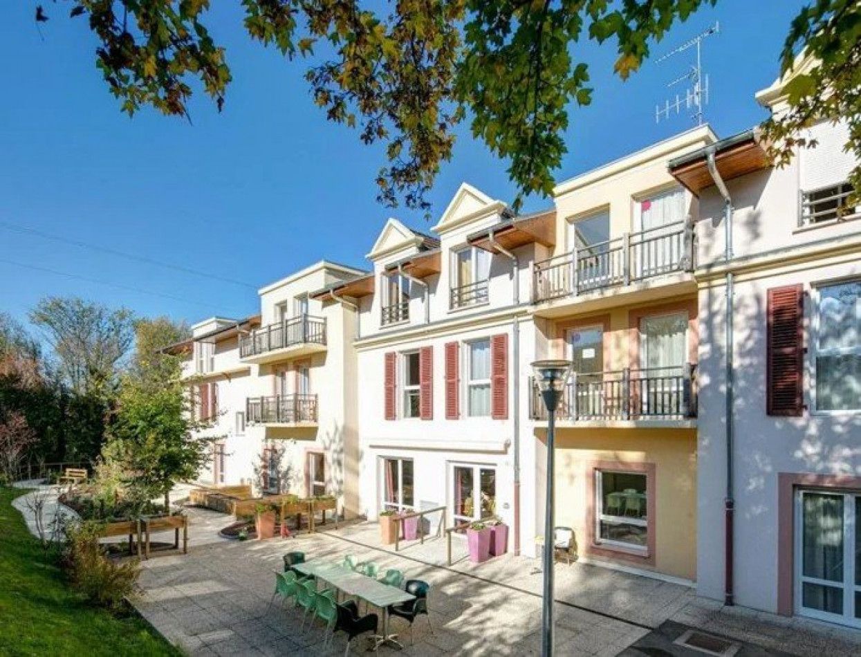 vente Résidence ehpad Evian Les Bains - Photo 1