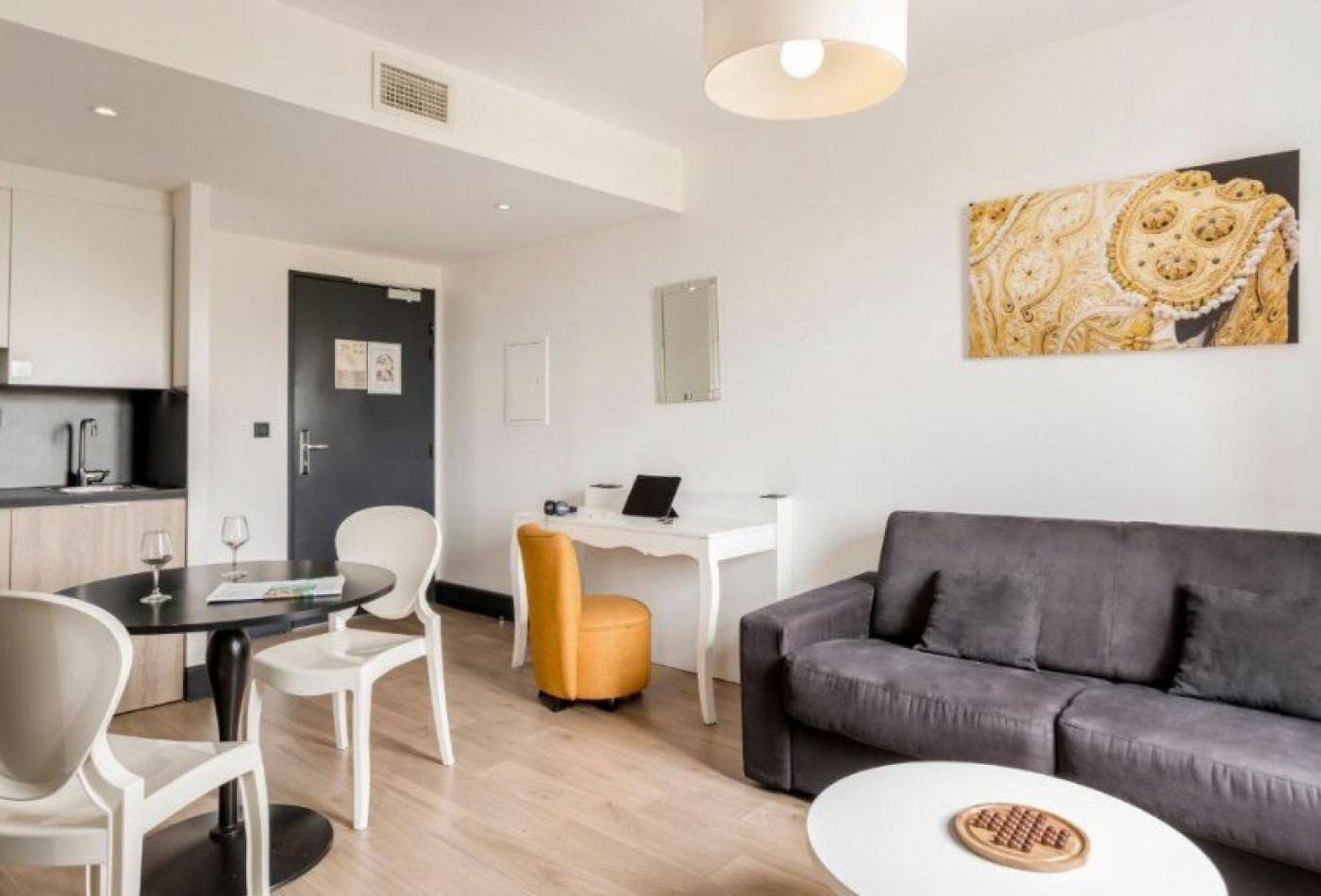 vente Résidence affaires Nimes - Photo 2