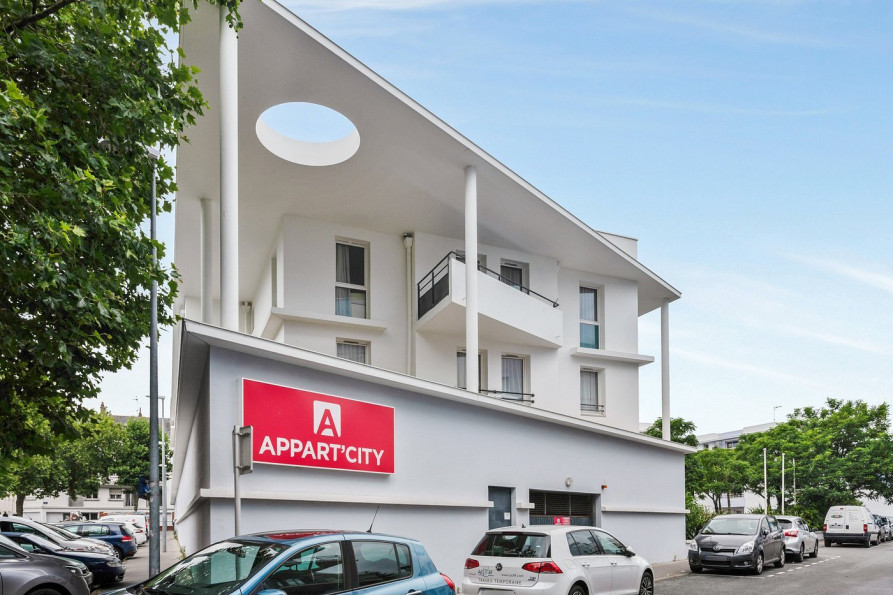 vente Résidence affaires Saint Nazaire - Photo 1