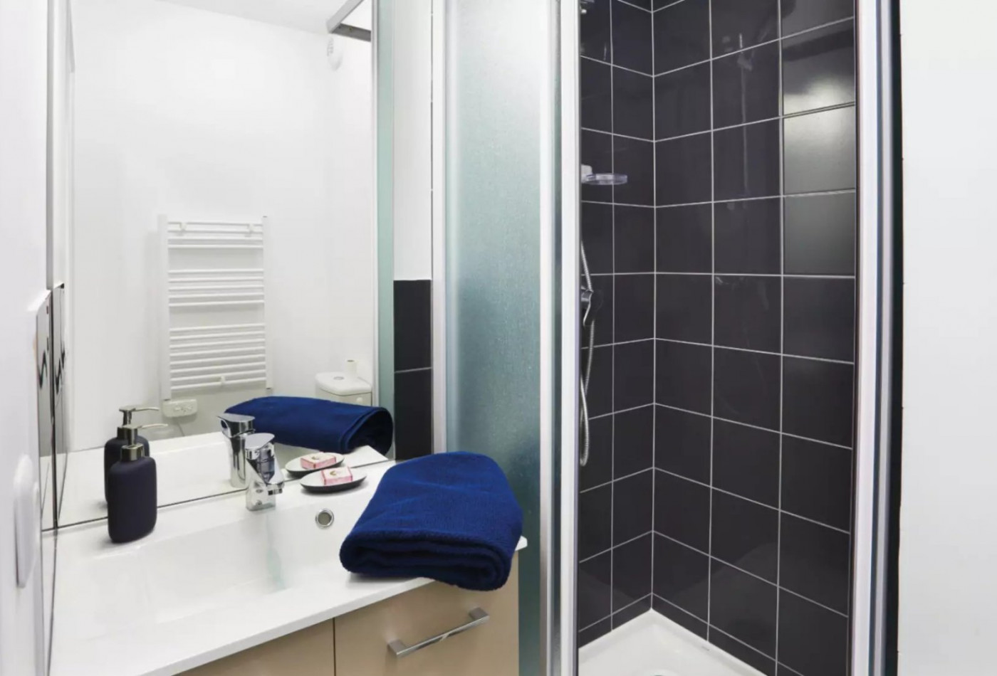 vente Résidence etudiante Nanterre - Photo 6