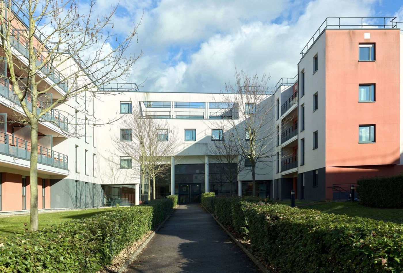 vente Résidence tourisme Saint Cyr L'ecole - Photo 1