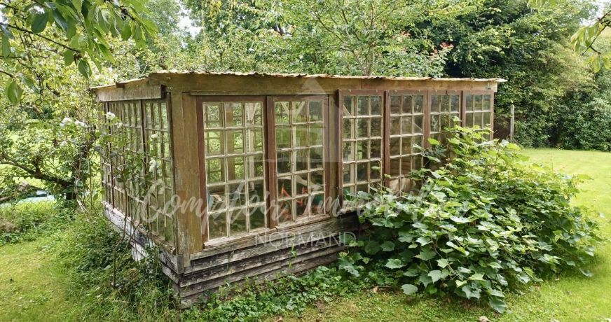 vente Demeure de ville et village Cropus