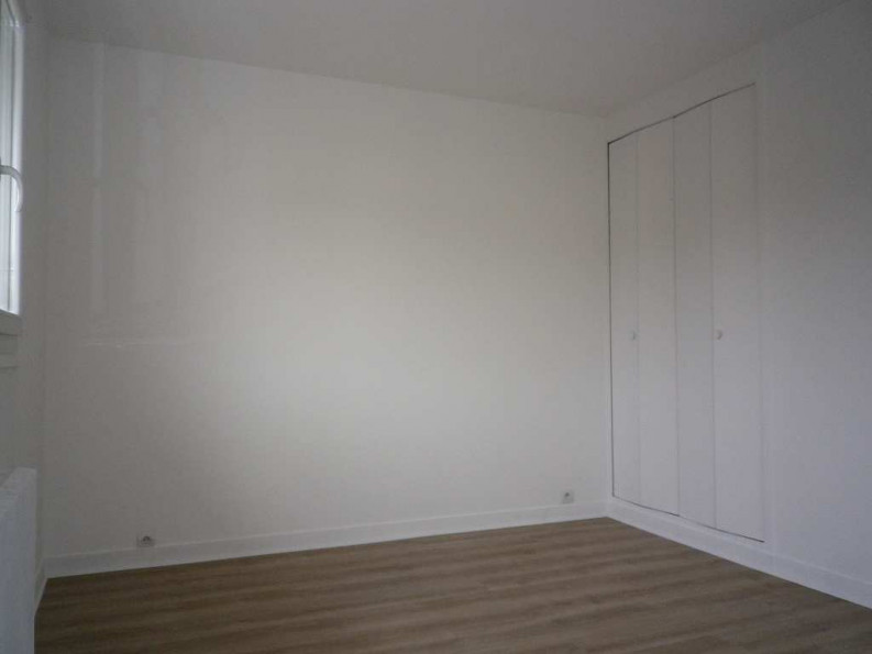 location Maison Orgeval - Photo 6