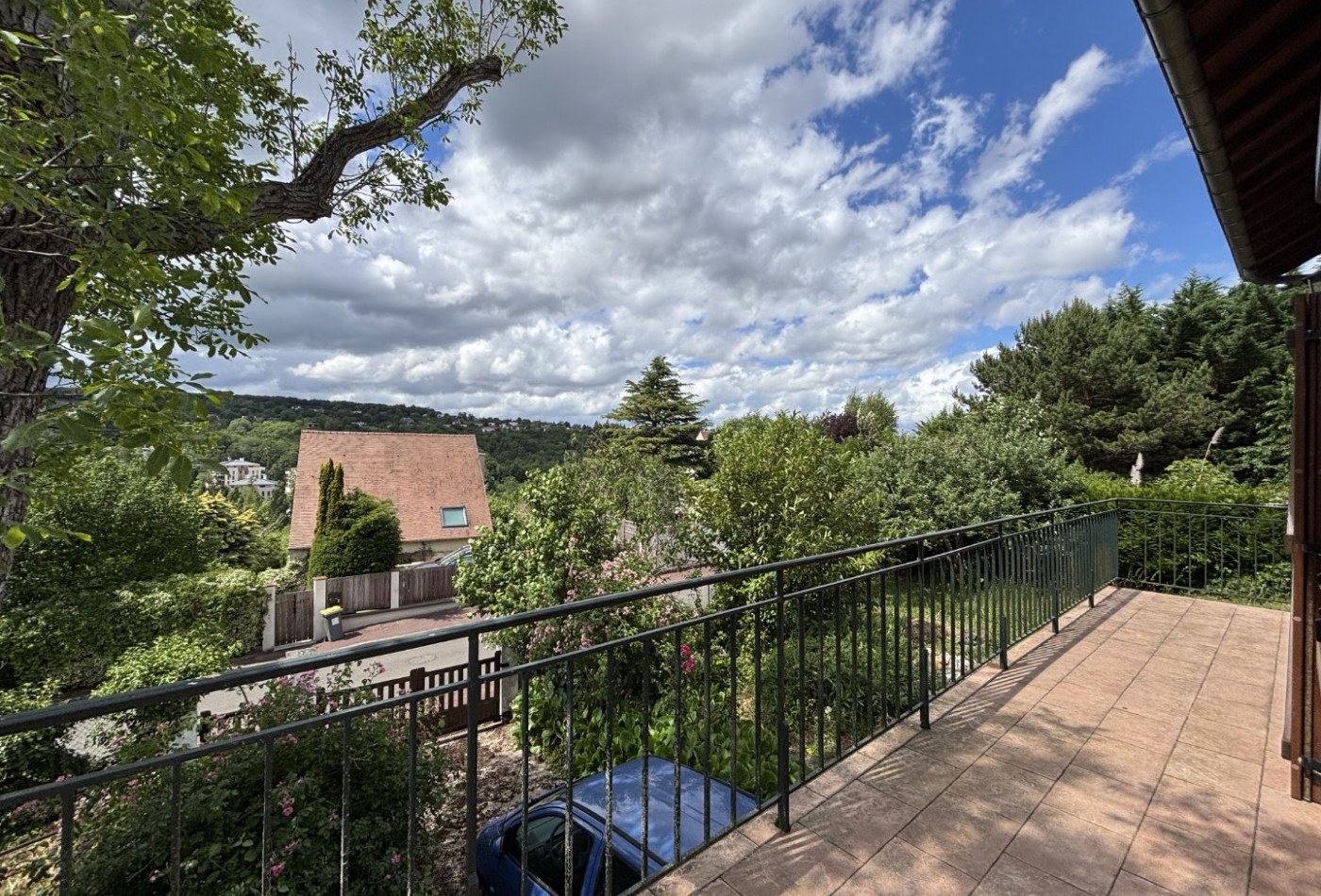 location Maison Marly Le Roi - Photo 1