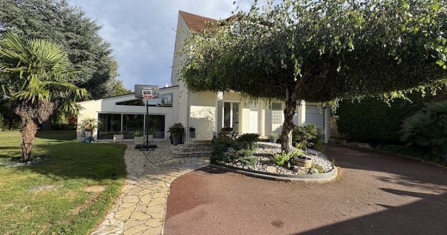 vente Maison individuelle Chateaufort