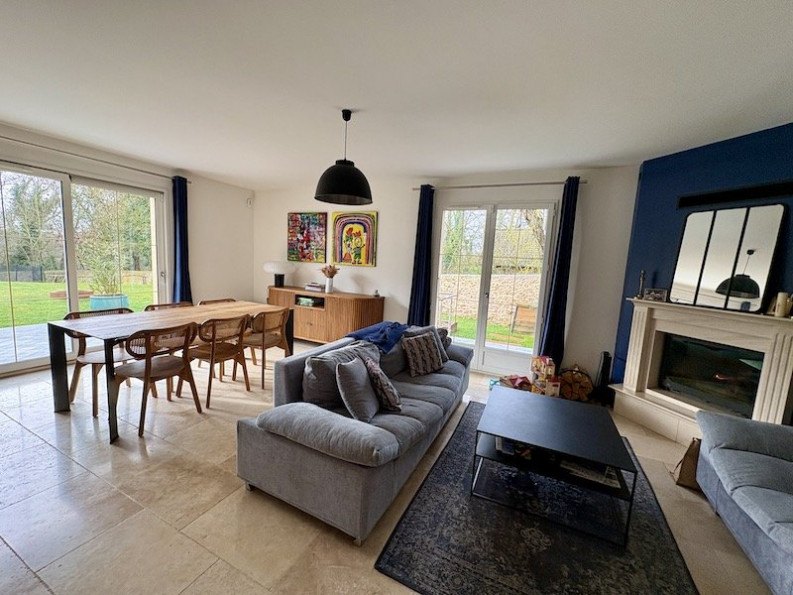 vente Maison Chateaufort - Photo 1