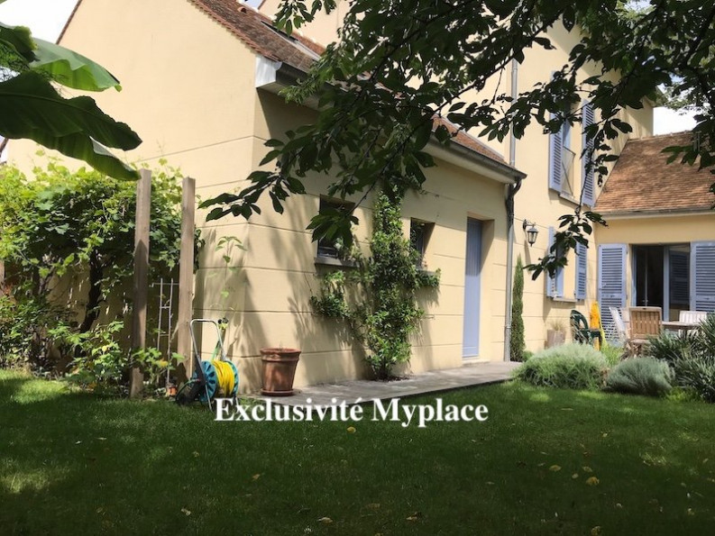 location Maison Les Loges En Josas - Photo 1
