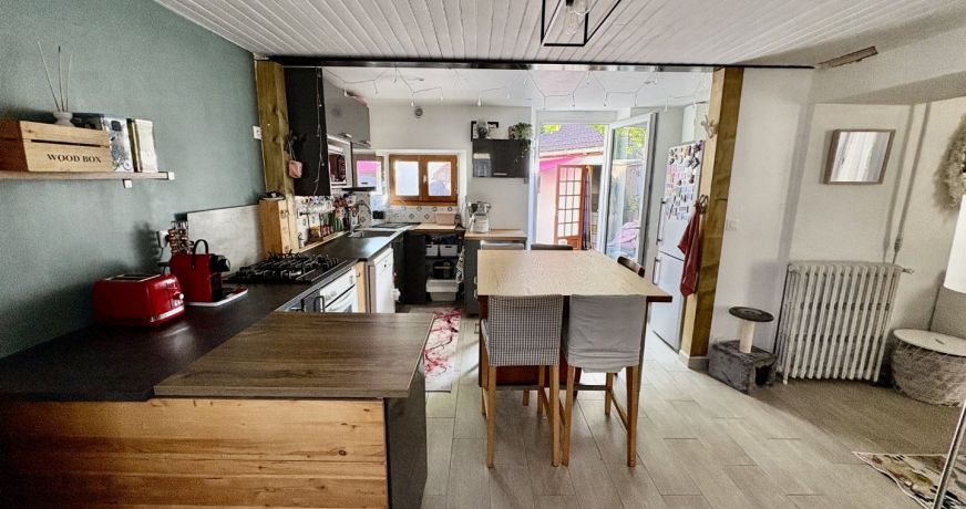 vente Maison de village Chateaufort