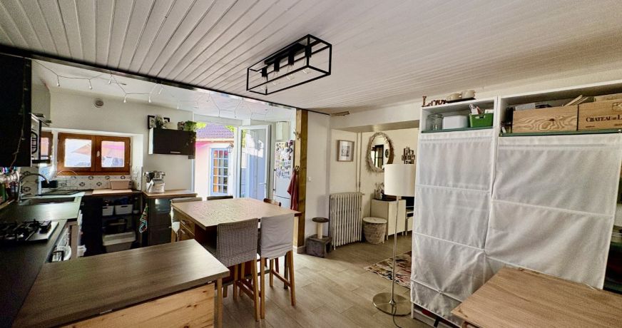 vente Maison de village Chateaufort
