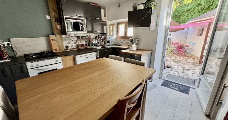 vente Maison de village Chateaufort