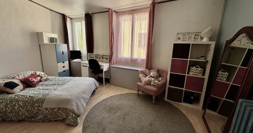 vente Maison de village Chateaufort