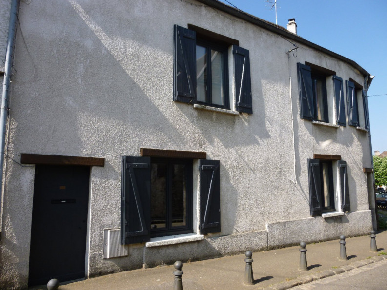 à vendre Maison de village Chateaufort - Photo 1