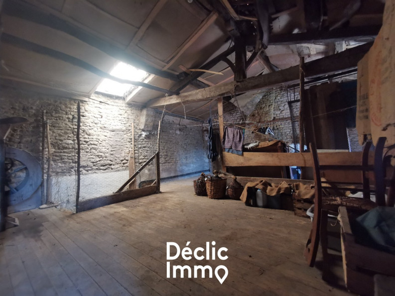 vente Maison à rénover Saint Pierre Le Vieux - Photo 7