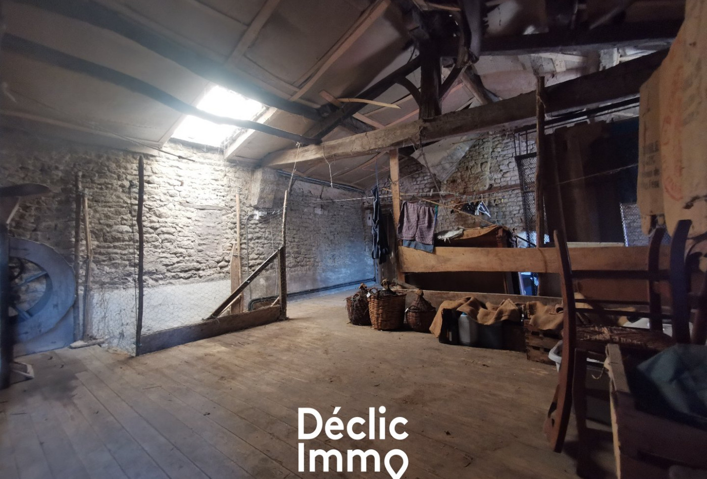 vente Maison à rénover Saint Pierre Le Vieux - Photo 7