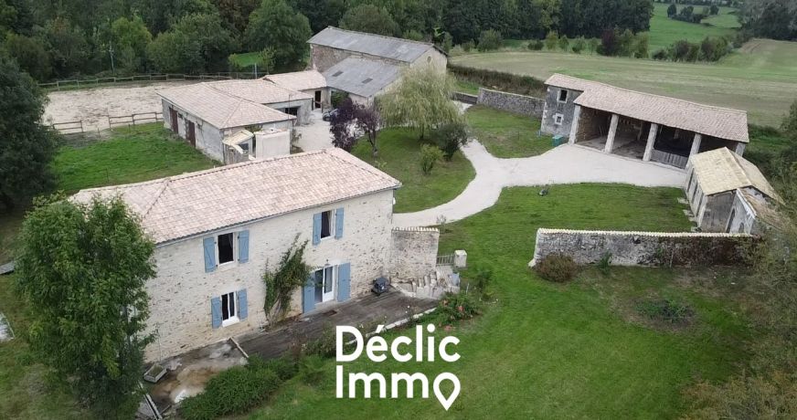 vente Maison et dépendances Pamplie