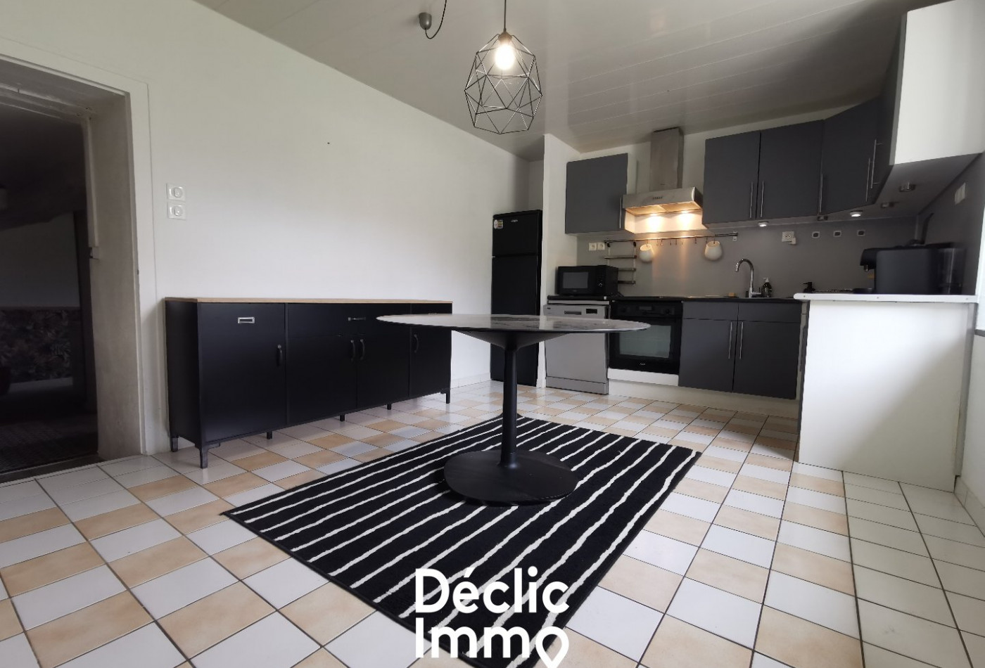 vente Maison et dépendances Pamplie - Photo 4