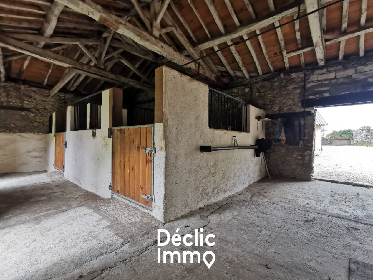 vente Maison et dépendances Pamplie - Photo 9