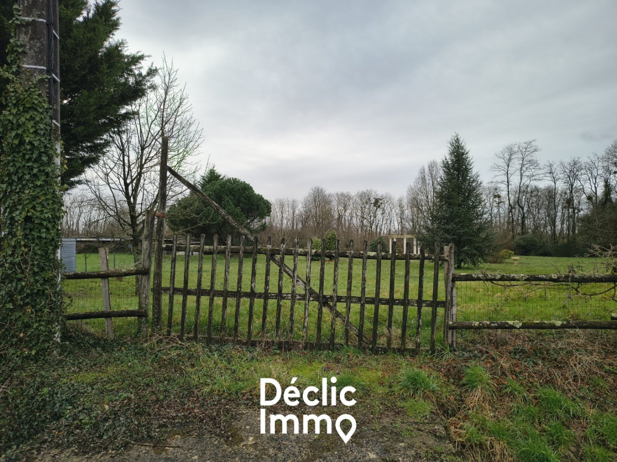 vente Terrain constructible Mazieres En Gatine - Photo 1