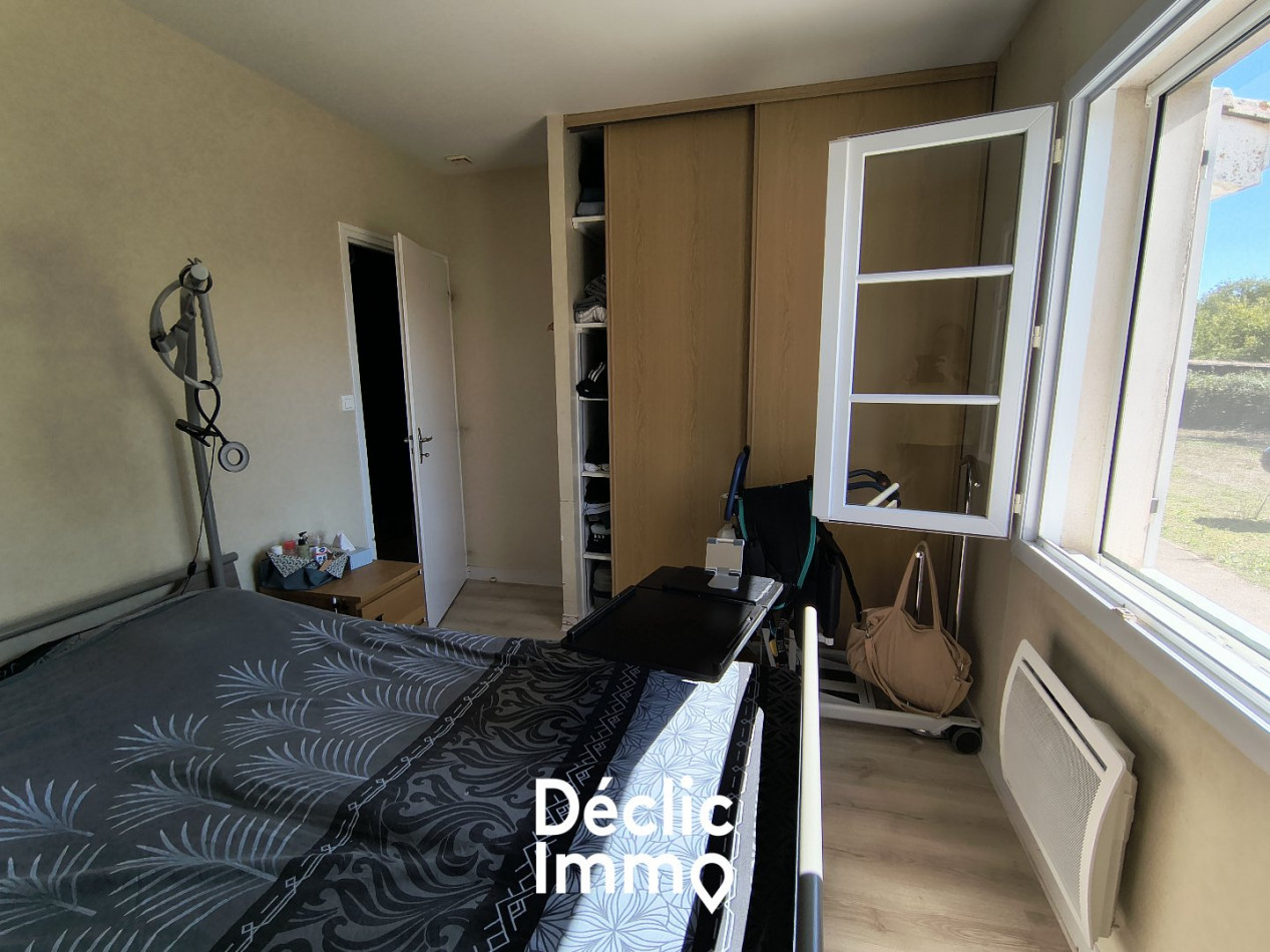vente Maison de village Menigoute - Photo 7