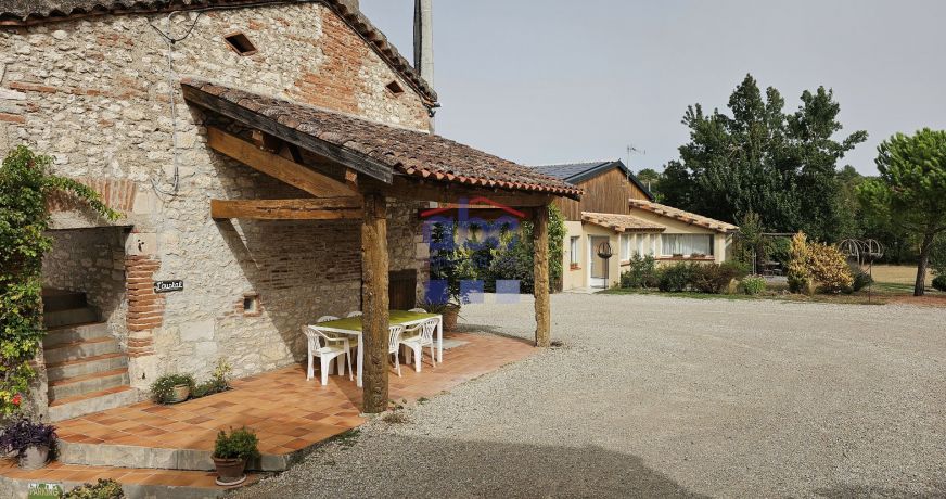 vente Corps de ferme Albi