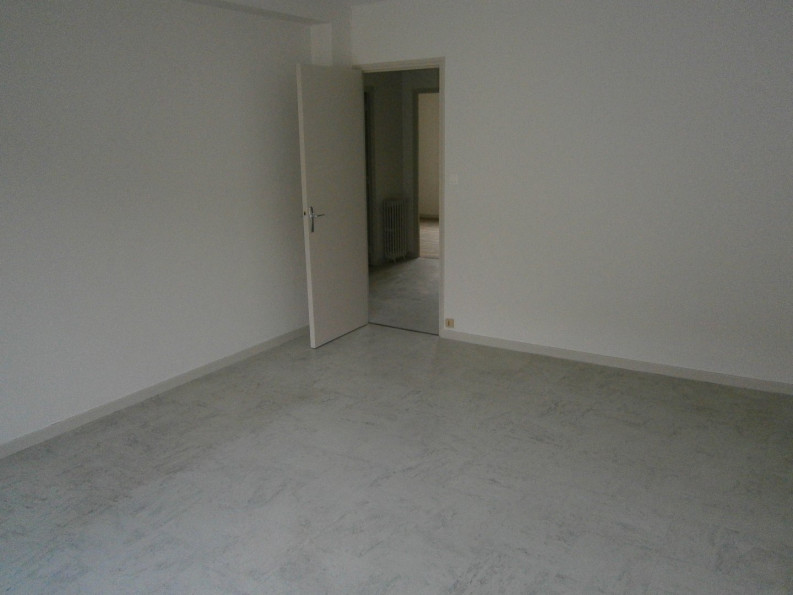 location Appartement Carmaux - Photo 3