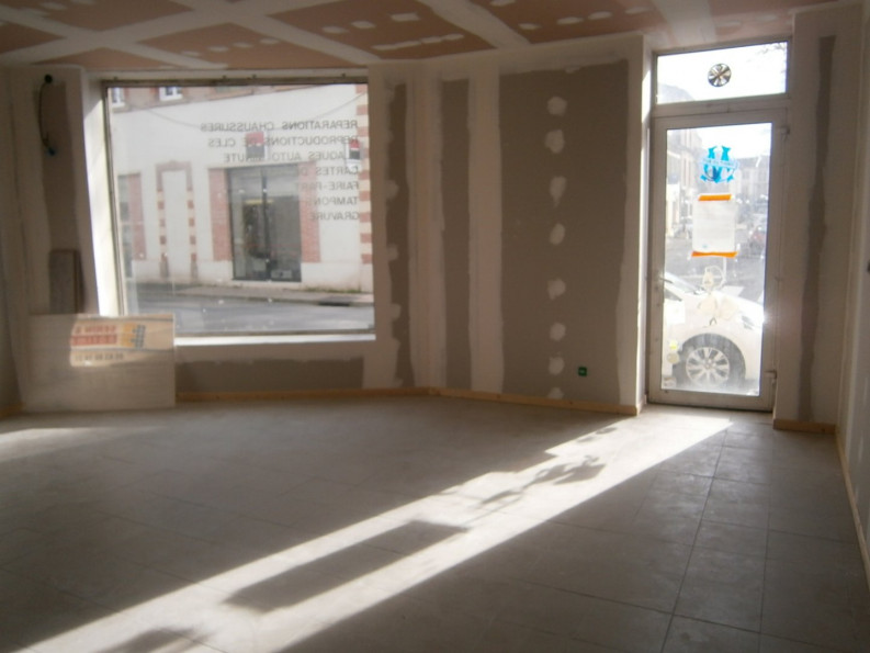 location Local commercial Carmaux - Photo 4