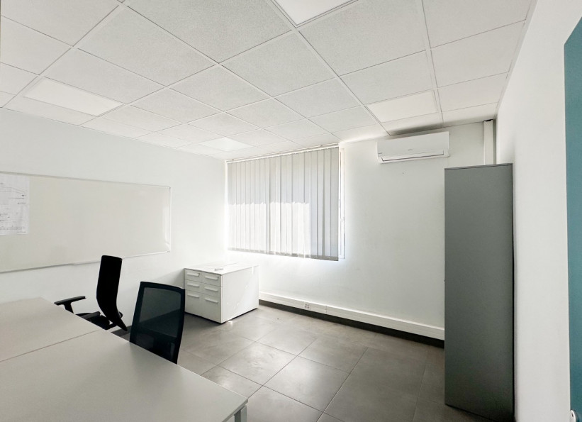 vente Ateliers et bureaux Saint Juery - Photo 5