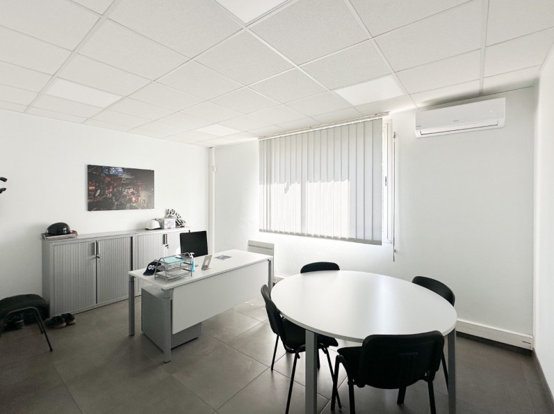 vente Ateliers et bureaux Saint Juery - Photo 4