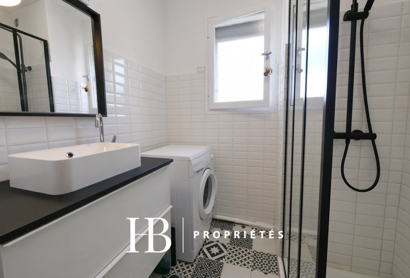 vente Appartement rénové Six Fours Les Plages - Photo 6