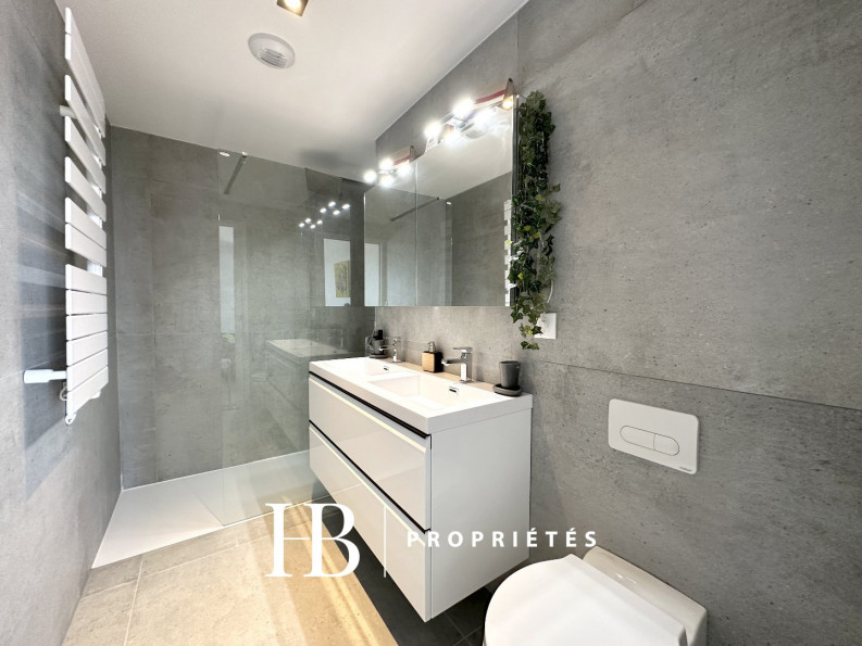 vente Appartement terrasse Six Fours Les Plages - Photo 8