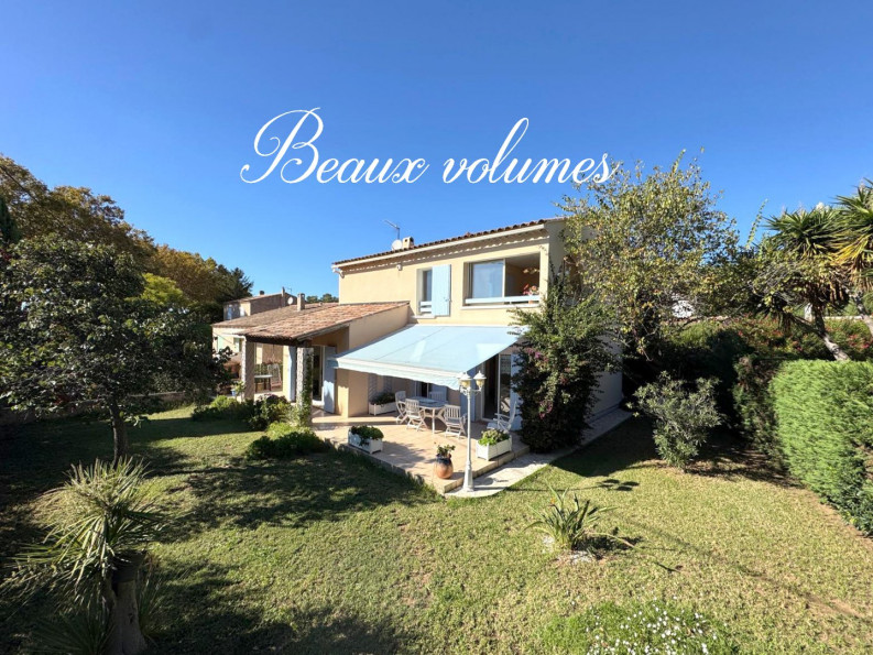 vente Maison Six Fours Les Plages - Photo 1