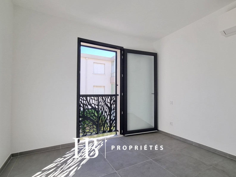 vente Appartement Six Fours Les Plages - Photo 4