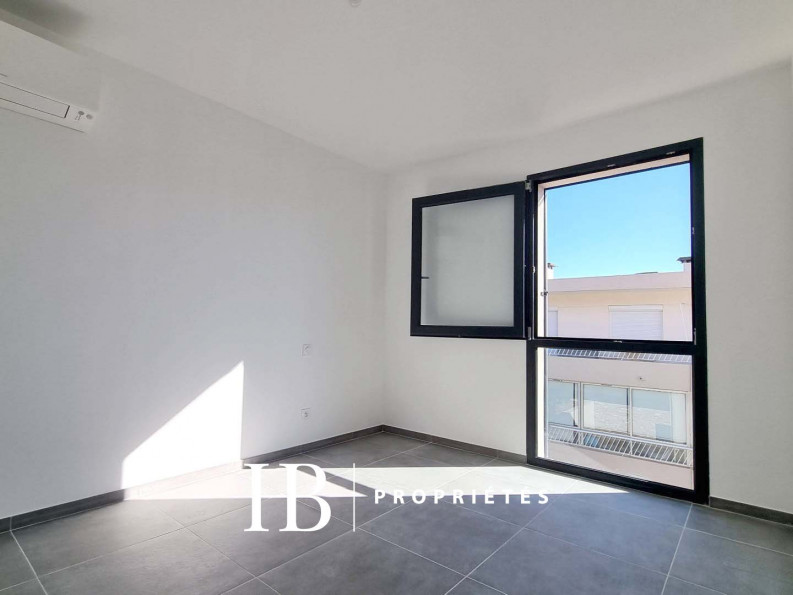 vente Appartement Six Fours Les Plages - Photo 4