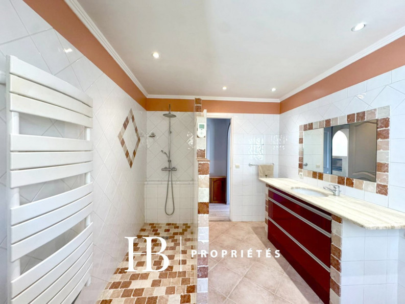 vente Villa Six Fours Les Plages - Photo 10