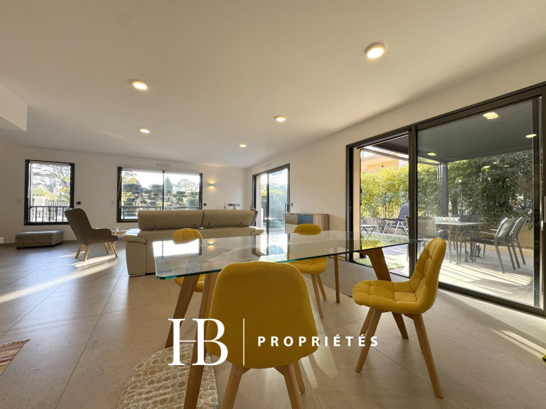 vente Appartement en rez de jardin Sanary Sur Mer - Photo 3