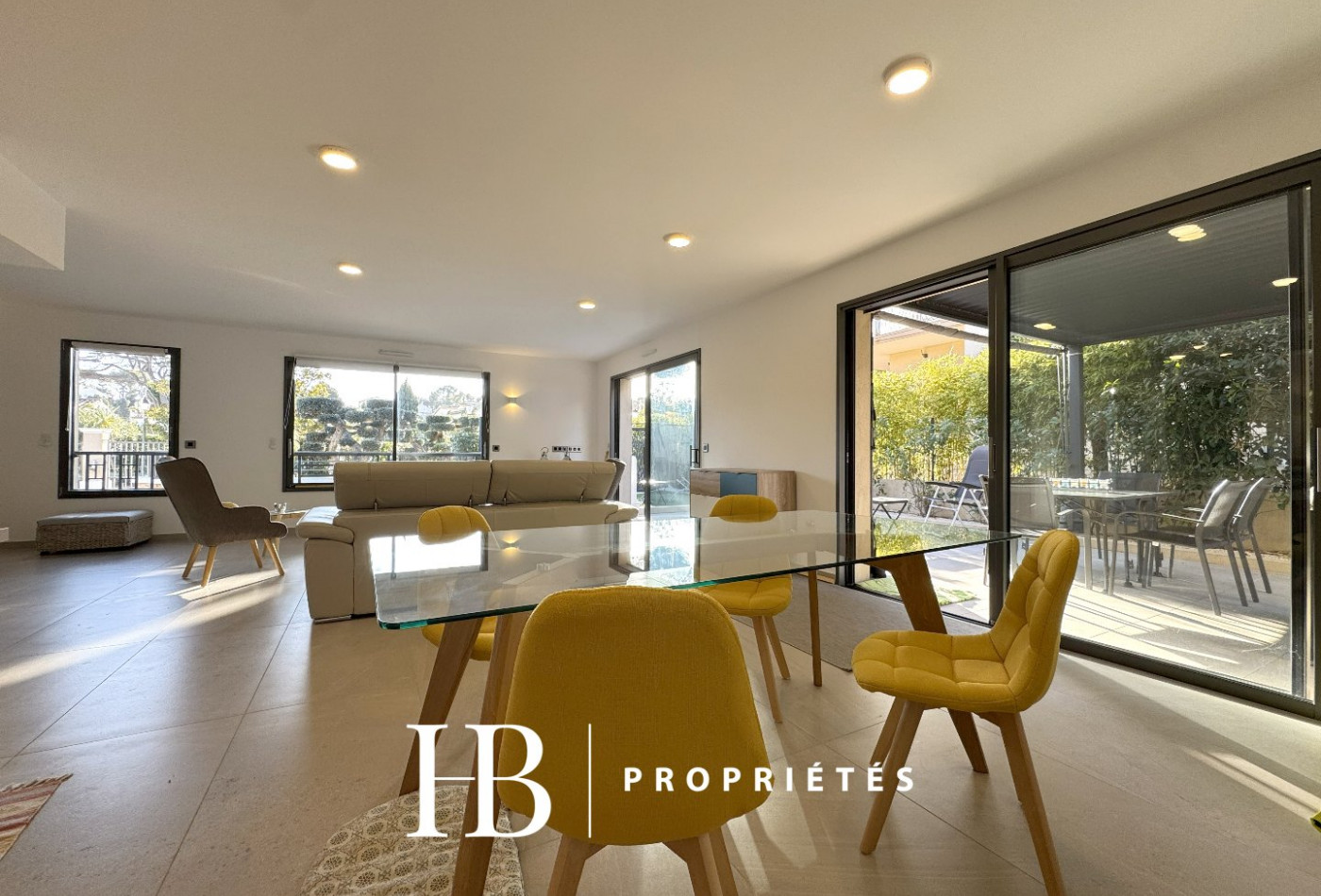 vente Appartement en rez de jardin Sanary Sur Mer - Photo 3