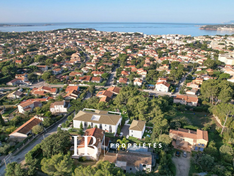 vente Maison en résidence Six Fours Les Plages - Photo 2