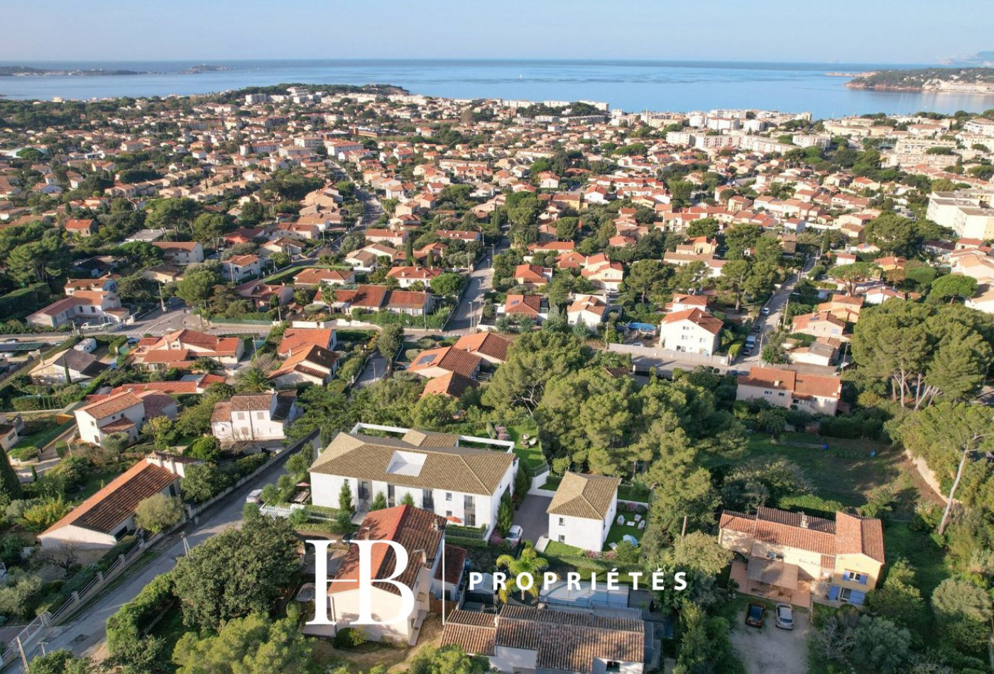vente Maison en résidence Six Fours Les Plages - Photo 2