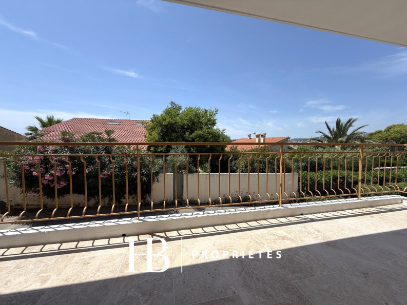 vente Appartement Six Fours Les Plages - Photo 2