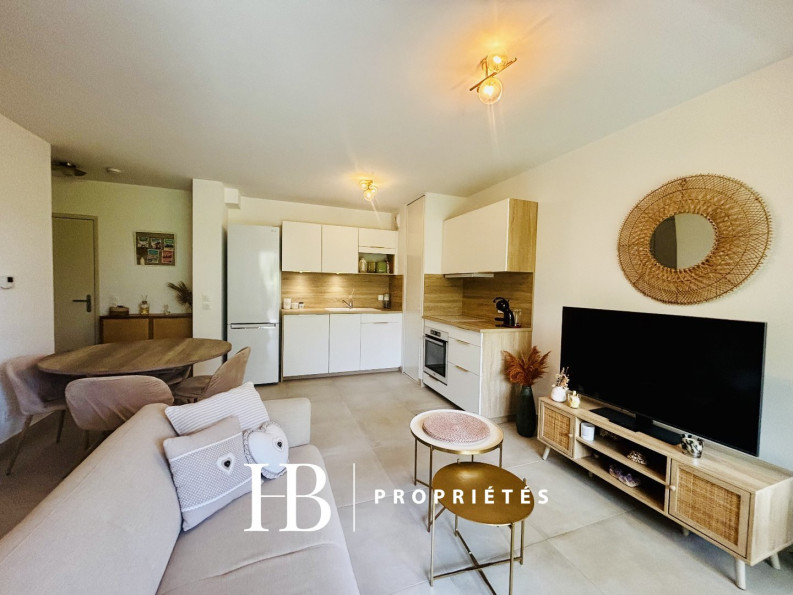 vente Appartement en rez de jardin Six Fours Les Plages - Photo 3