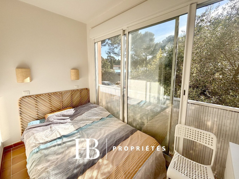 vente Appartement en rez de jardin Sanary Sur Mer - Photo 6