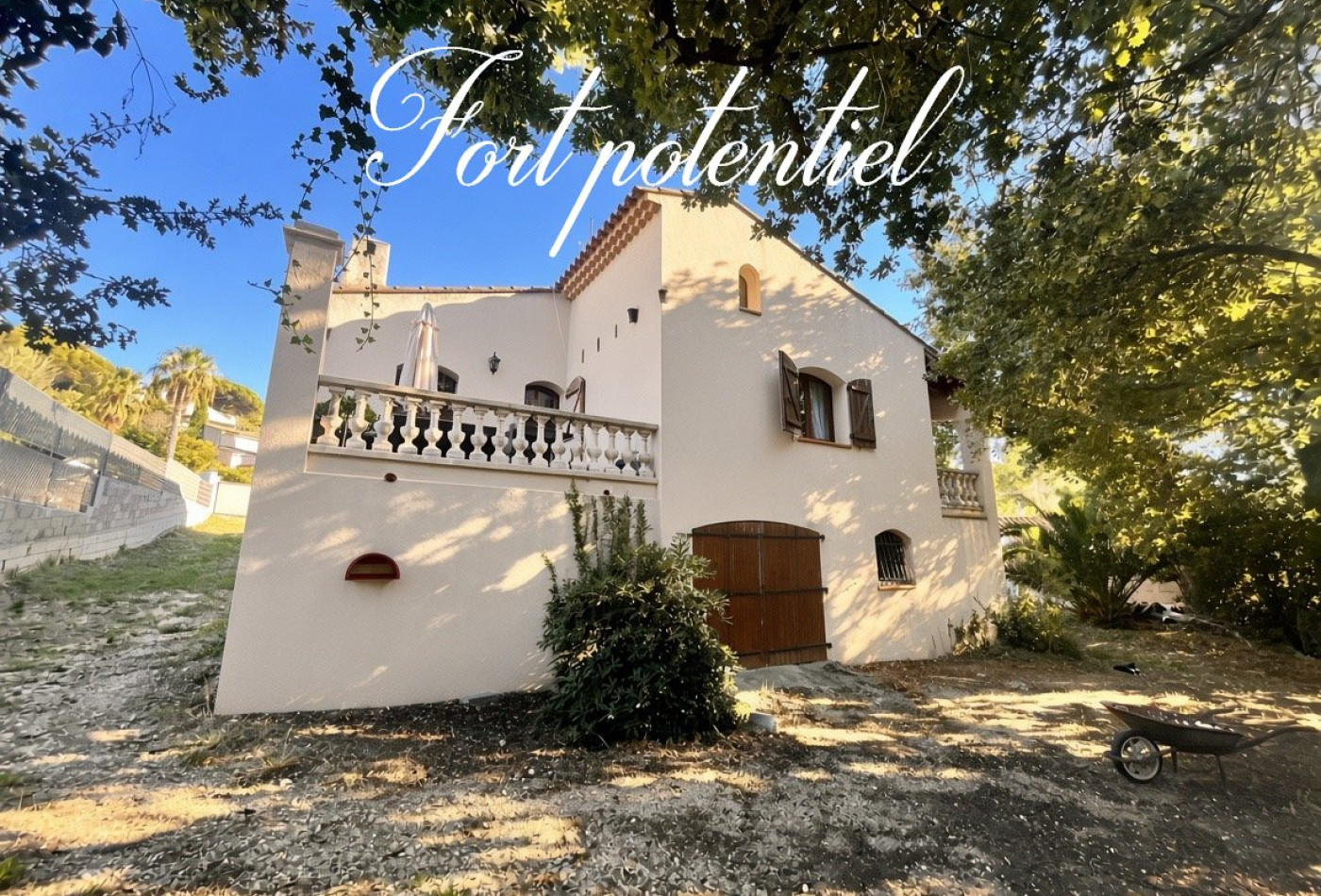 vente Maison Six Fours Les Plages - Photo 1